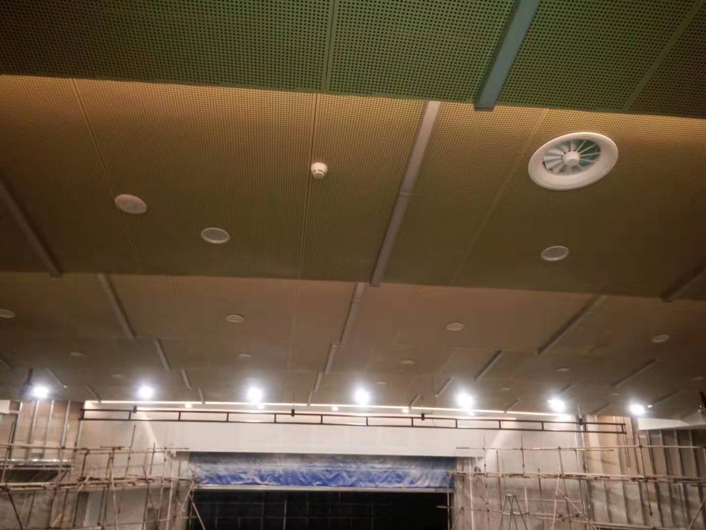 重慶復(fù)旦中學(xué)鋁板工程